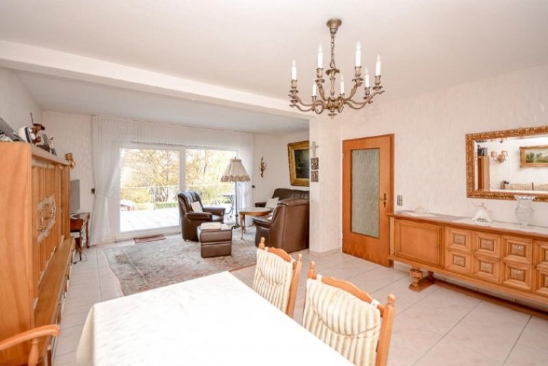 Brühl Charmantes Einfamilienhaus in Brühl-West mit herrlicher Aussicht und vielseitigem Raumangebot Haus kaufen