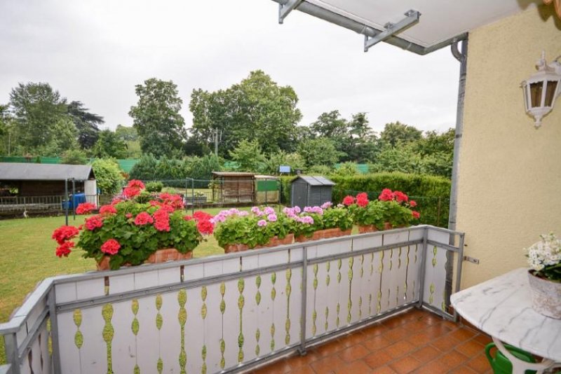 Brühl Gepflegte Dreizimmerwohnung mit eigenem Garten in Zentrumsnähe Wohnung kaufen