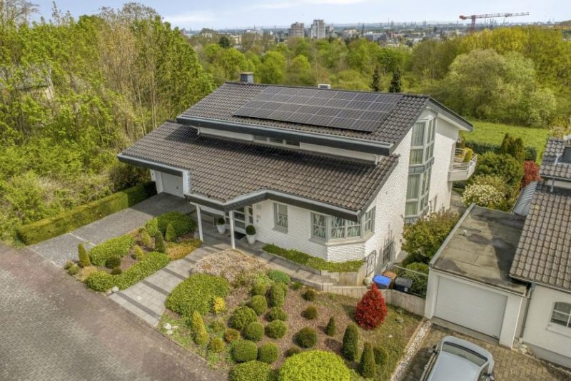 Brühl Hochwertiges Einfamilienhaus mit Einliegerwohnung in einer der besten Lagen Brühls Haus kaufen