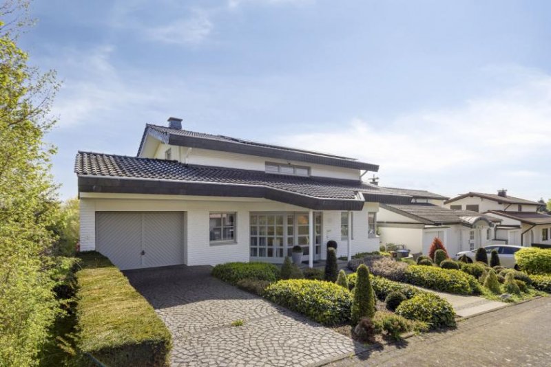 Brühl Hochwertiges Einfamilienhaus mit Einliegerwohnung in einer der besten Lagen Brühls Haus kaufen