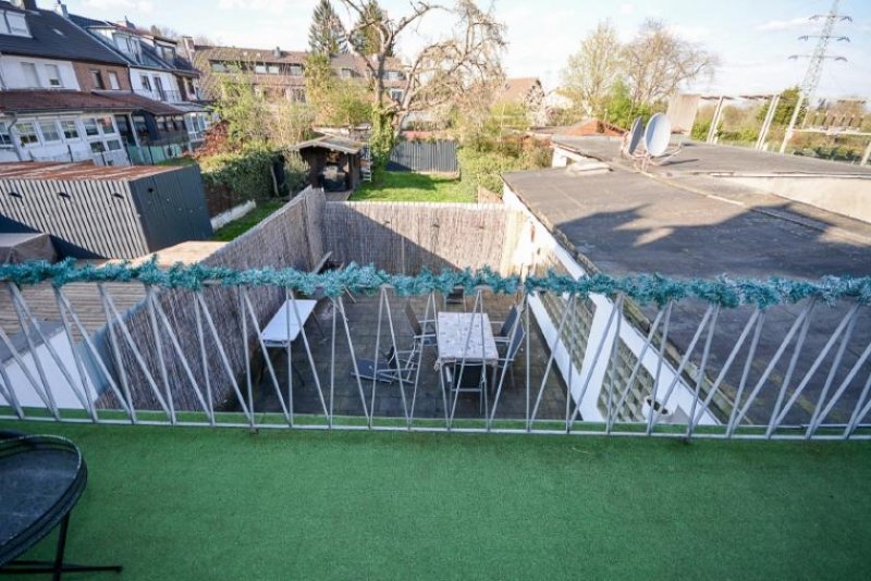 Brühl VOCHEM: Wohn- und Geschäftshaus nahe der KVB-Haltestelle Haus kaufen