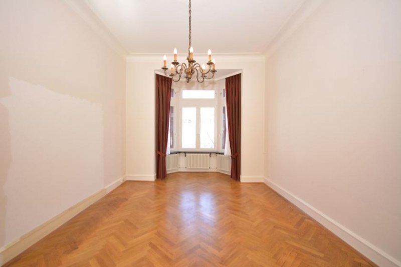 Brühl Wohnen & Arbeiten im klassischen Altbau Haus kaufen