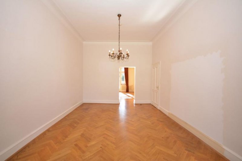 Brühl Wohnen & Arbeiten im klassischen Altbau Haus kaufen