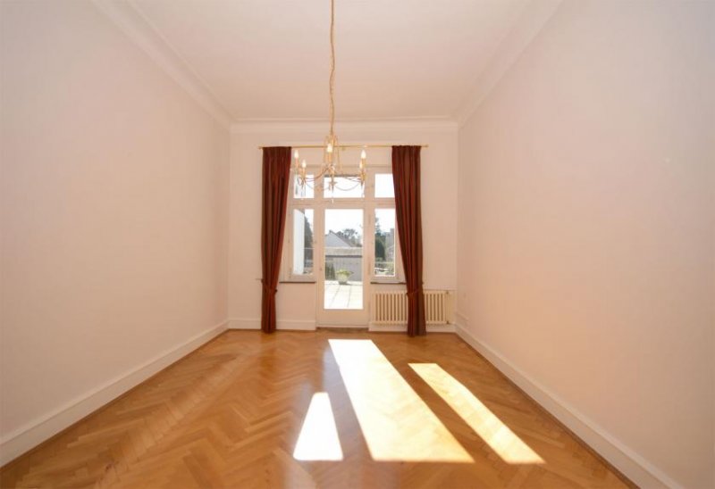 Brühl Wohnen & Arbeiten im klassischen Altbau Haus kaufen