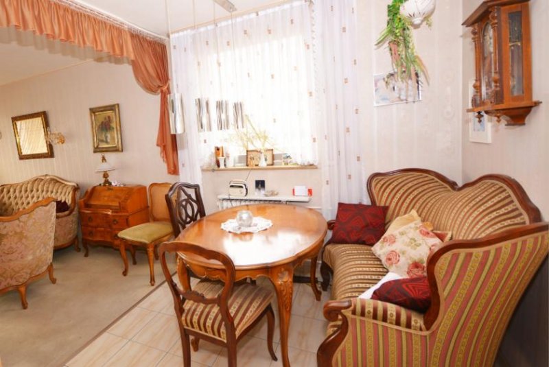 Brühl Wohnung in sehr zentraler Lage von Brühl, barrierefrei und 2 Balkone (bezugsfrei) Wohnung kaufen