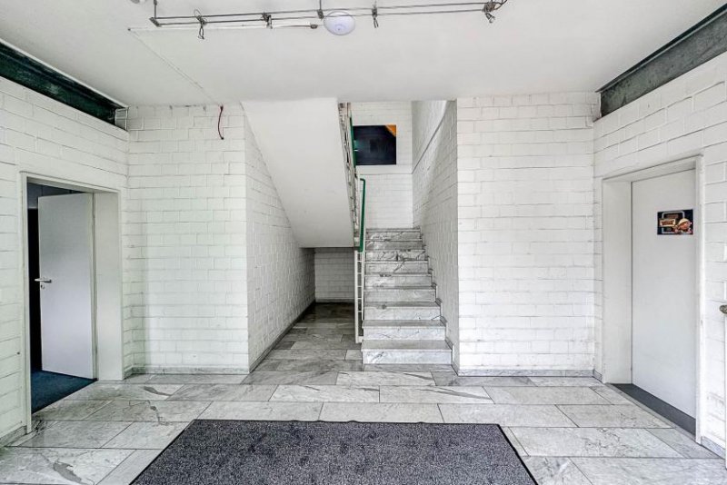 Hürth Gewerbehalle mit Bürotrakt und 4.117 m² Grundstück in Hürth-Gleuel Gewerbe kaufen