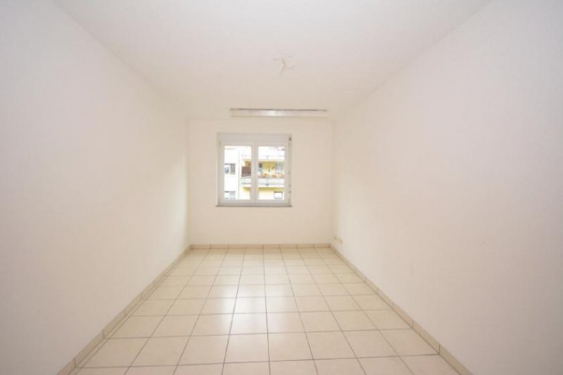 Erftstadt Bezugsfreie, moderne 4-Zimmerwohnung im Herzen von Liblar Wohnung kaufen