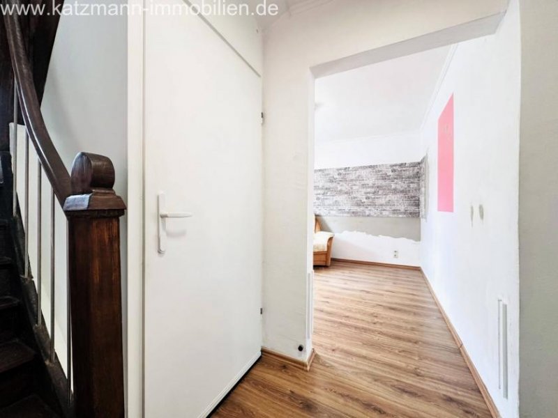 Erftstadt Doppelhaushälfte mit Anbau und zwei Terrassen - sofort bezugsfrei Haus kaufen
