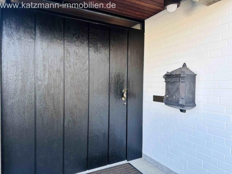 Erftstadt Exklusives Wohnerlebnis - Außergewöhnlicher Architektenbungalow in Top-Lage Haus kaufen