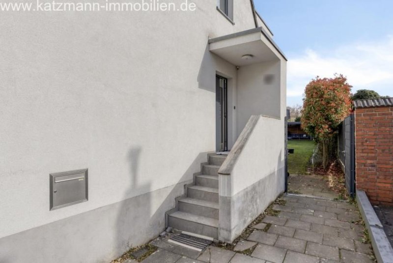 Erftstadt Ihr neues Familienparadies: Großzügiges Haus mit Garten & Wellnessbereich Haus kaufen