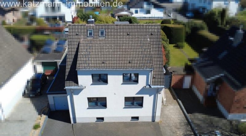 Erftstadt Ihr neues Familienparadies: Großzügiges Haus mit Garten & Wellnessbereich Haus kaufen