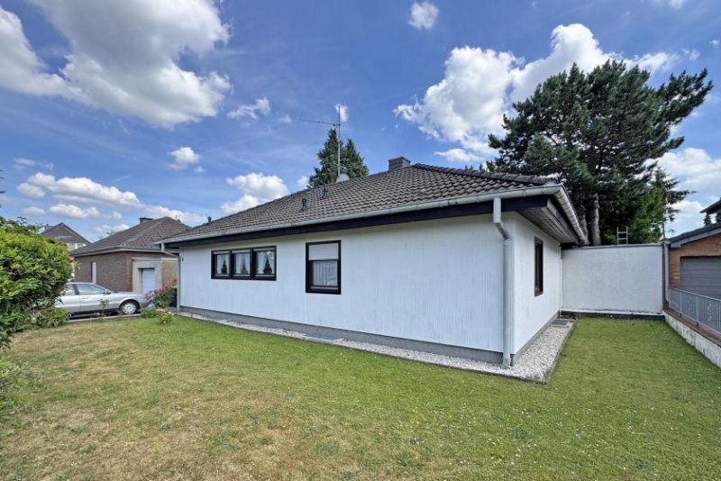 Wesseling Bungalow mit schönem Garten in Berzdorf Haus kaufen