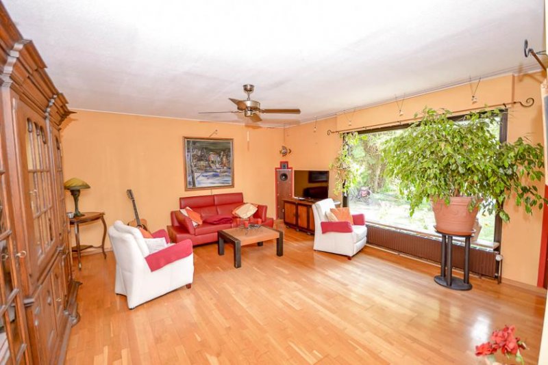 Wesseling Bungalow mit schönem Garten in Berzdorf Haus kaufen