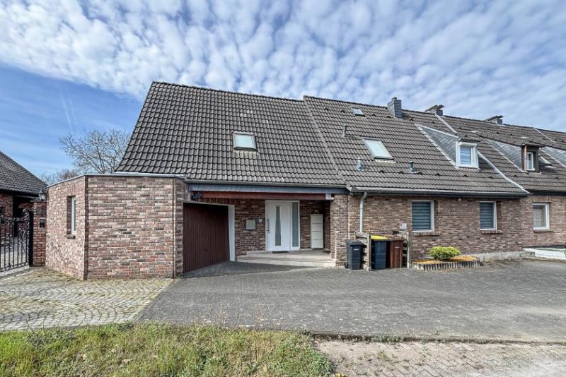 Wesseling Ihr neues Zuhause für die ganze Familie – großzügig, modernisiert und mit traumhaftem Garten Haus kaufen