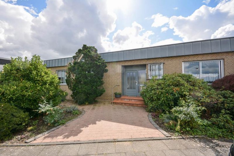 Wesseling Wohnen auf einer Ebene - mit großem Gartenparadies in Keldenich Haus kaufen