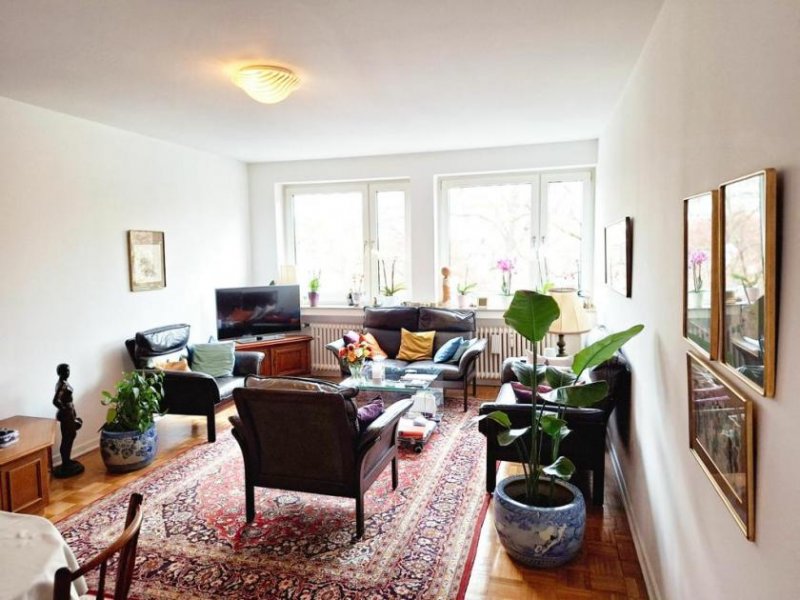 Köln CITYHOUSE: Rheinnähe schöne 2 Zimmer Wohnung im Agnesviertel, vermietet, mit Balkon, Aufzug, Keller Wohnung kaufen