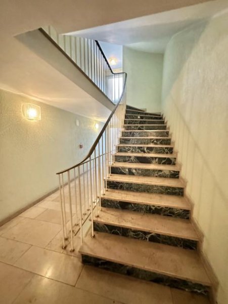 Köln CITYHOUSE: Barrierefreie Wohnung mit Einzelgarage und 2 überdachten Balkonen im Kölner Agnesviertel! Wohnung kaufen