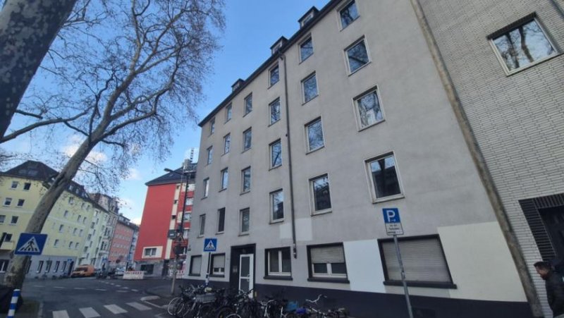 Köln Ruhig wohnen zwischen Uni, Barbarossaplatz und Volksgarten - leerstehend (A383) Wohnung kaufen