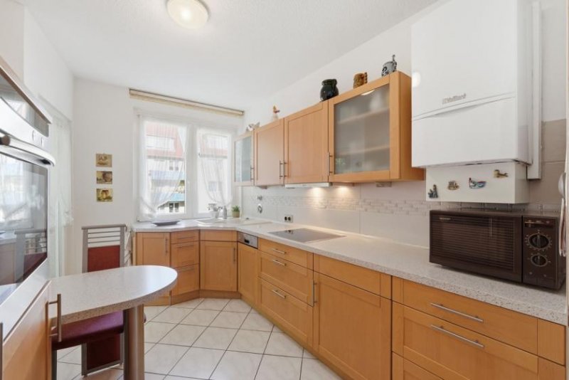 Köln 3-Zimmer Wohnung mit EBK & Loggia in Köln-Nippes Wohnung kaufen