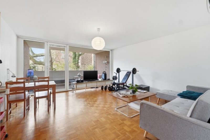 Köln 4-Zimmer Wohnung mit Loggia und Tiefgaragenstellplatz in Köln-Niehl Wohnung kaufen