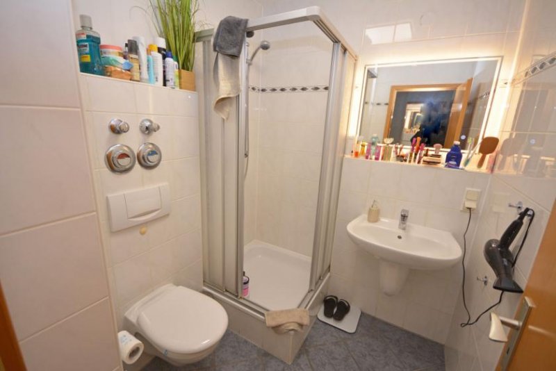 Köln Freistehendes 8-Familienhaus in Köln-Fühlingen Haus kaufen