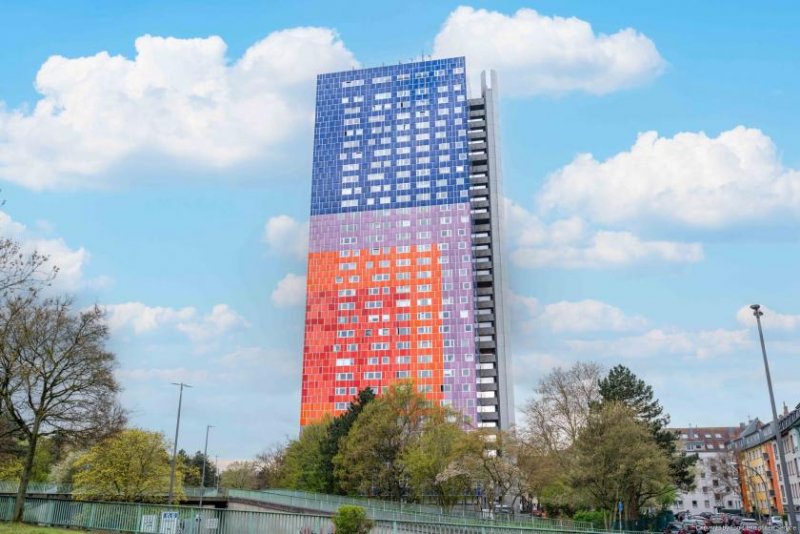 Köln Herkules-Hochhaus Köln: Sanierte, flexible 4-Zimmer-Wohnung für Eigennutzer & Anleger Wohnung kaufen