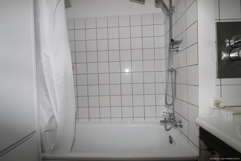 Köln Kapitalanlage mit Weitblick – Modernisiertes Appartement im Herkules-Hochhaus Wohnung kaufen