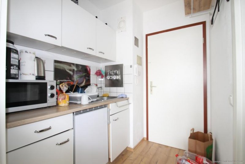 Köln Kapitalanlage mit Weitblick – Modernisiertes Appartement im Herkules-Hochhaus Wohnung kaufen