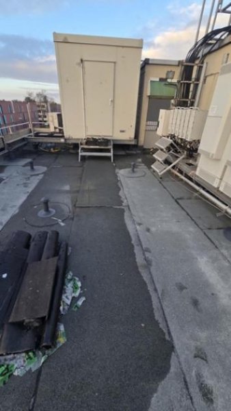 Köln Wohn-Geschäftshaus mit Zahnarztpraxis 3 Wohnungen,
Ateliers,Mobilfunkmasten,Parkplätzen in Top-Lage! Haus kaufen