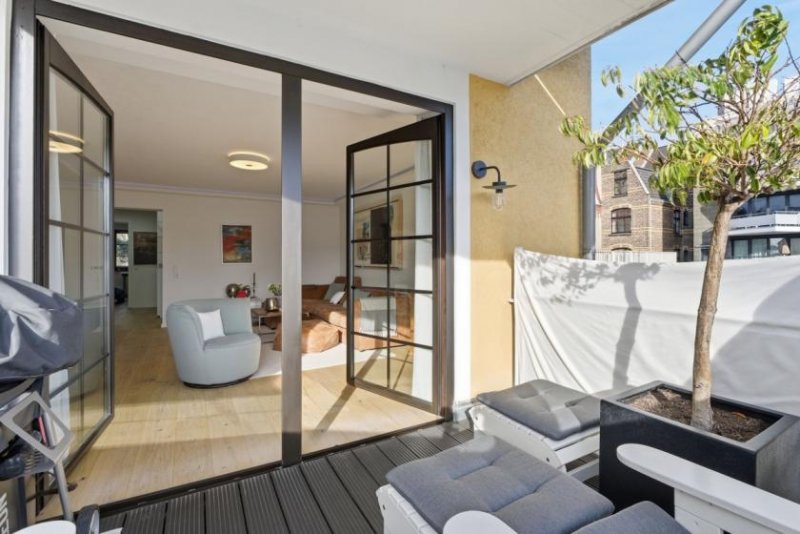 Köln 3 Zimmer Wohnung mit Balkon und Garage in Köln-Bayenthal Wohnung kaufen