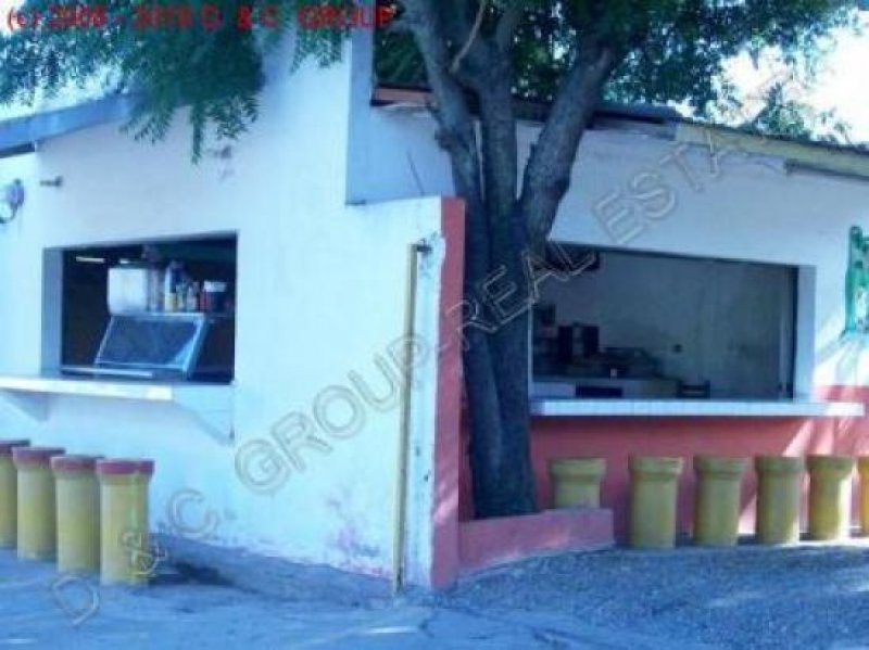 Res. Mainardi / Res.Corona Dominikanischer Biergarten mit Autowaschanlage und Restaurant Gewerbe kaufen