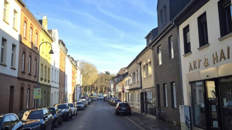 Köln 2 denkmalgeschützte Mehrfamilienhäuser, 6 Wohnungen, riesiger Garten (A386K) Haus kaufen