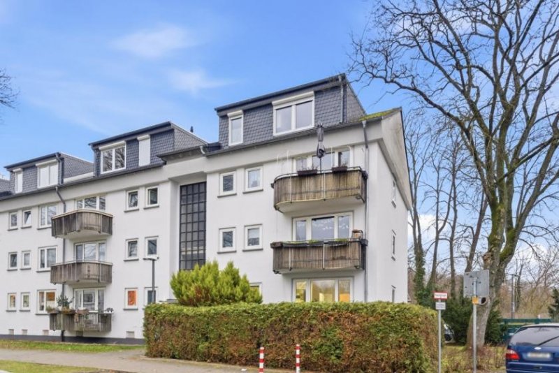 Köln Seltene Gartenwohnung in Köln-Mülheim – 4 Zimmer, Terrasse, Balkon & Carport Wohnung kaufen