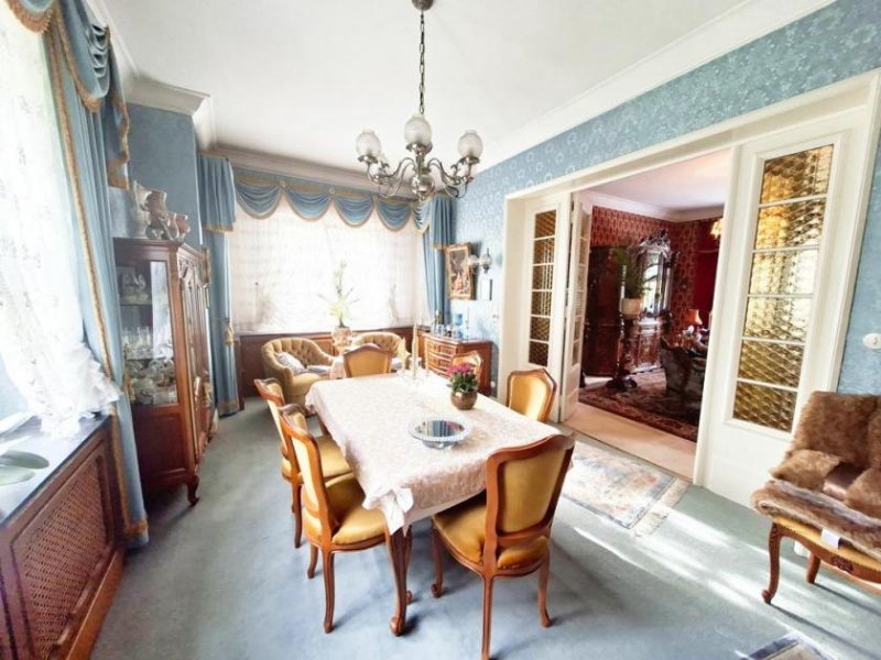 Köln CITYHOUSE: Charmante Villa mit Potential und Geschichte in bevorzugter Lage mit großem Grundstück Haus kaufen