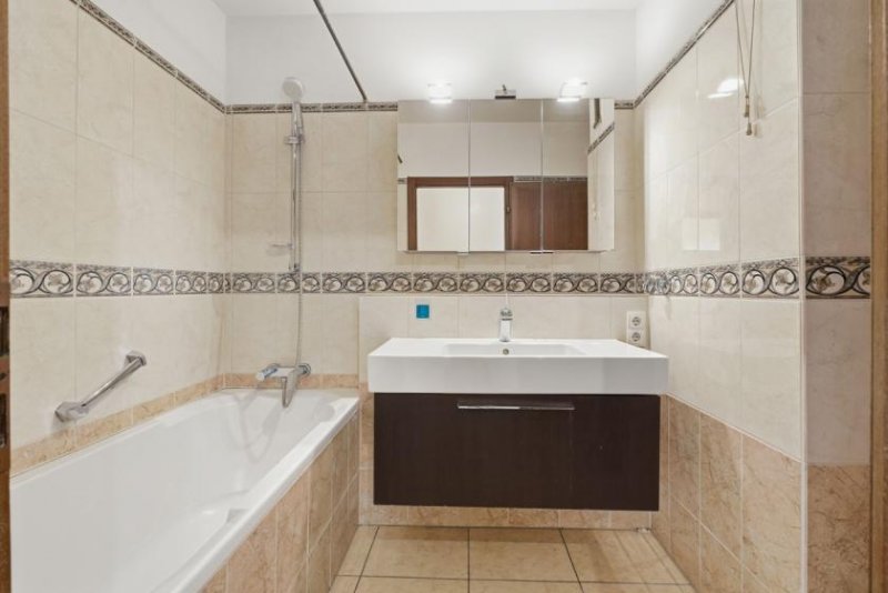 Köln 3-Zimmer Wohnung mit Loggia in Köln-Porz-Urbach Wohnung kaufen