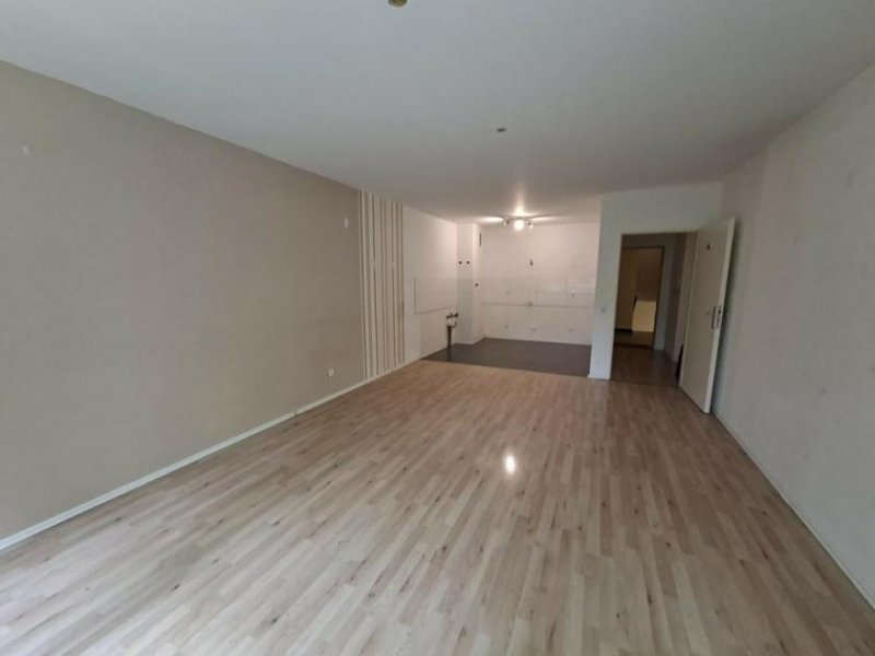 Köln CITYHOUSE: Gepflegte 2 Zimmer Wohnung mit großem Balkon, Keller und TG Stellplatz in zentraler Lage Wohnung kaufen