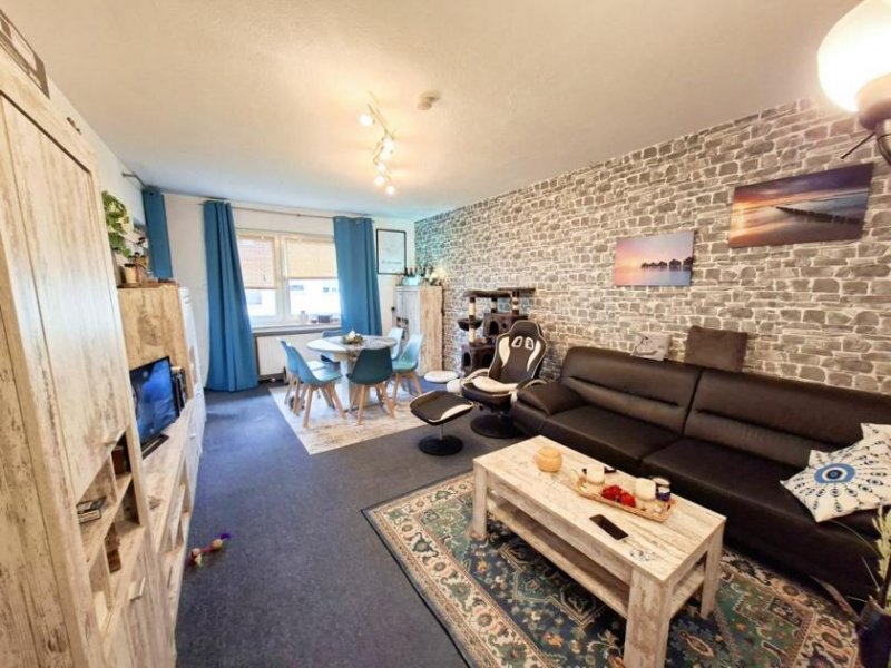 Köln CITYHOUSE: Gute Kapitalanlage, solide vermietete 2 Zimmer Wohnung mit Balkon, Keller, PKW Stellplatz Wohnung kaufen