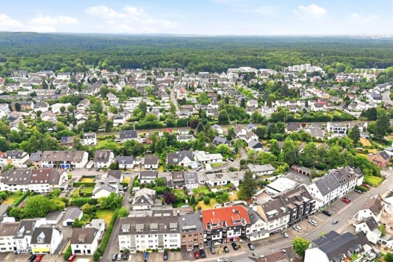 Bergisch Gladbach 4-Zimmer Wohnung mit großem Balkon und Garage in Bergisch Gladbach-Refrath Wohnung kaufen
