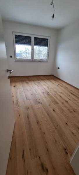 Neukirchen a. d. Enknach **Sehr schönes Reiheneckhaus, in besonderer Lage Haus kaufen