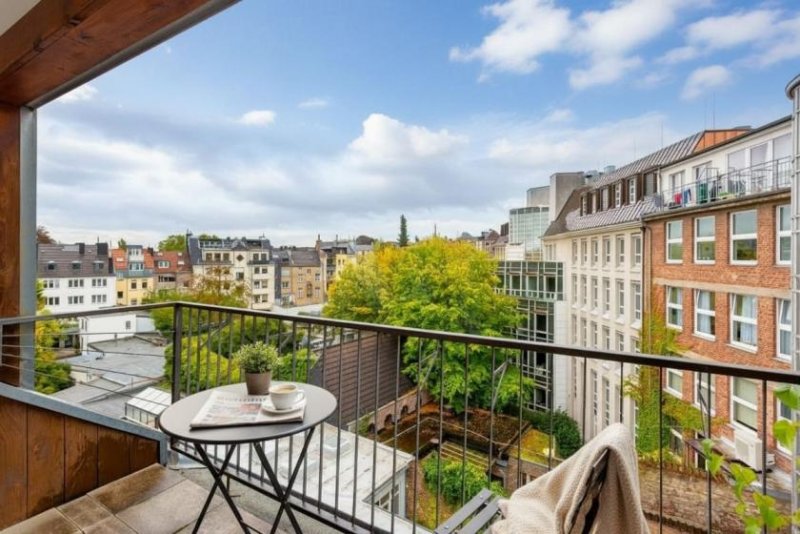 Aachen Maisonette Penthouse Wohnung mit Doppelgarage und weitere Nutzfläche im EG in Aachen - Zentrum Wohnung kaufen