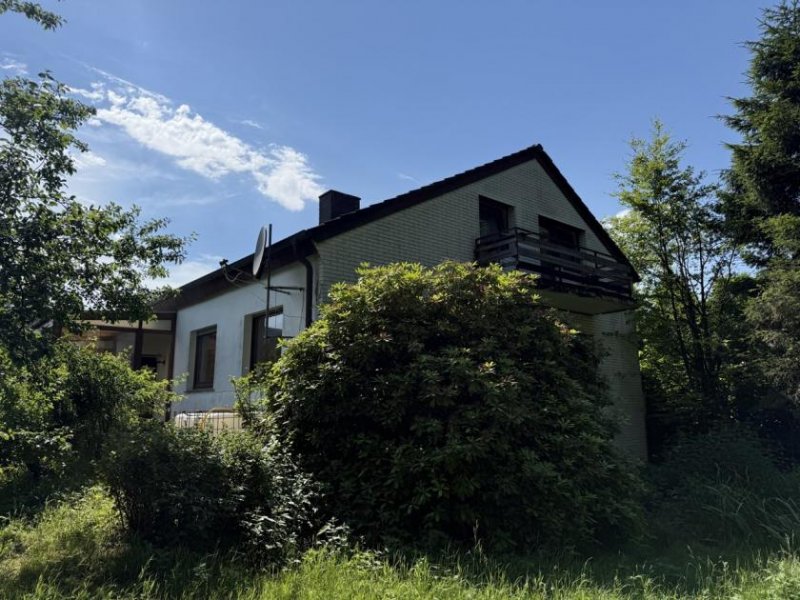 Simmerath Großzügiges Wohnhaus mit ELW und schönem Grundstück in ruhiger Lage von Lammersdorf Haus kaufen