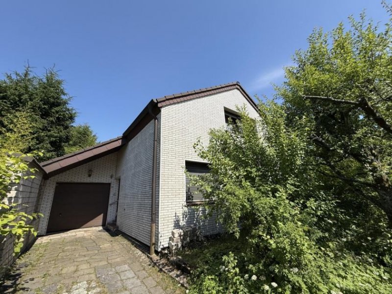 Simmerath Großzügiges Wohnhaus mit ELW und schönem Grundstück in ruhiger Lage von Lammersdorf Haus kaufen