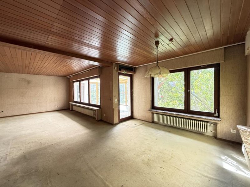 Simmerath Großzügiges Wohnhaus mit ELW und schönem Grundstück in ruhiger Lage von Lammersdorf Haus kaufen