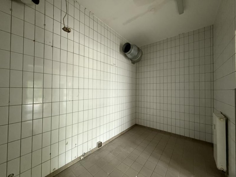 Simmerath Wohn- und Geschäftshaus mit Gewerbeeinheit und 2 Wohnungen auf ca. 940 m² Grundstück Haus kaufen