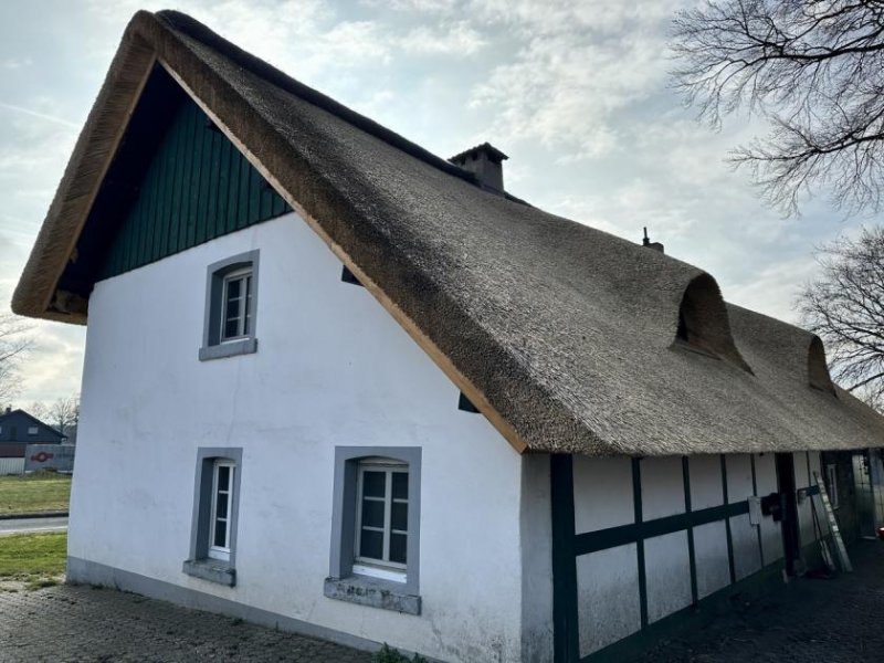 Monschau Gemütliches, Langzeit-vermietetes Denkmalhaus in Kalterherberg Haus kaufen