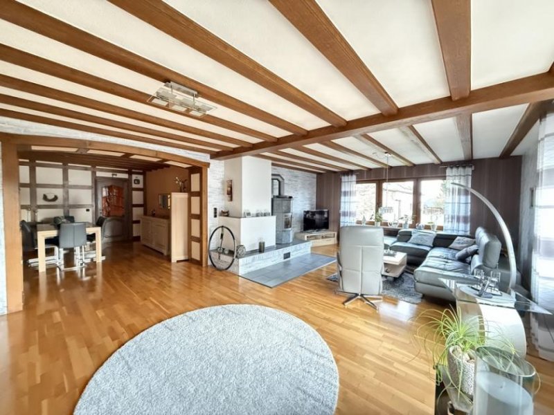 Monschau Gepflegtes Ein- oder Zweifamilienhaus mit großer Werkstatt und weitläufigem Grundstück Haus kaufen