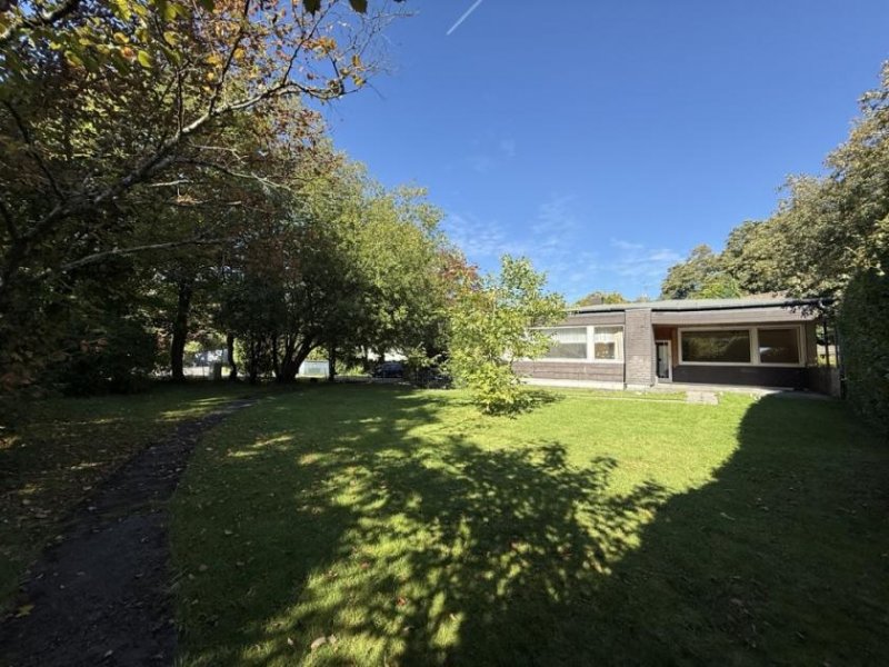 Roetgen Großes Grundstück in Roetgen: 1.041 m² mit Entwicklungsperspektive in ruhiger Lage Grundstück kaufen