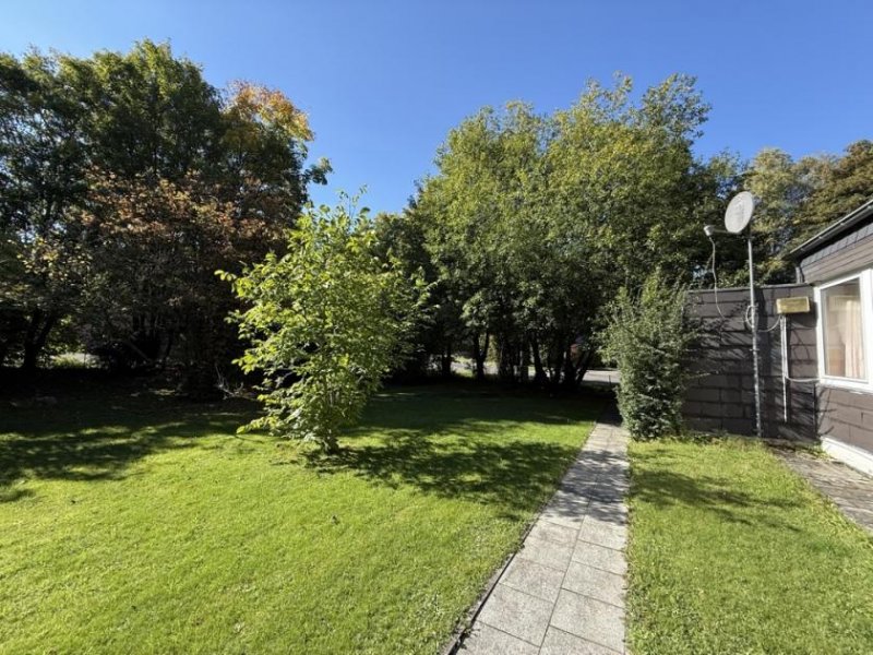 Roetgen Großes Grundstück in Roetgen: 1.041 m² mit Entwicklungsperspektive in ruhiger Lage Grundstück kaufen