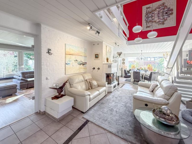 Roetgen Großes, modernisiertes Wohnhaus mit vermieteter Arztpraxis und Top-Energiepaket (WP + PV + Speicher) Haus kaufen