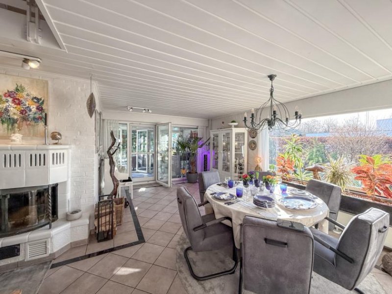 Roetgen Großes, modernisiertes Wohnhaus mit vermieteter Arztpraxis und Top-Energiepaket (WP + PV + Speicher) Haus kaufen